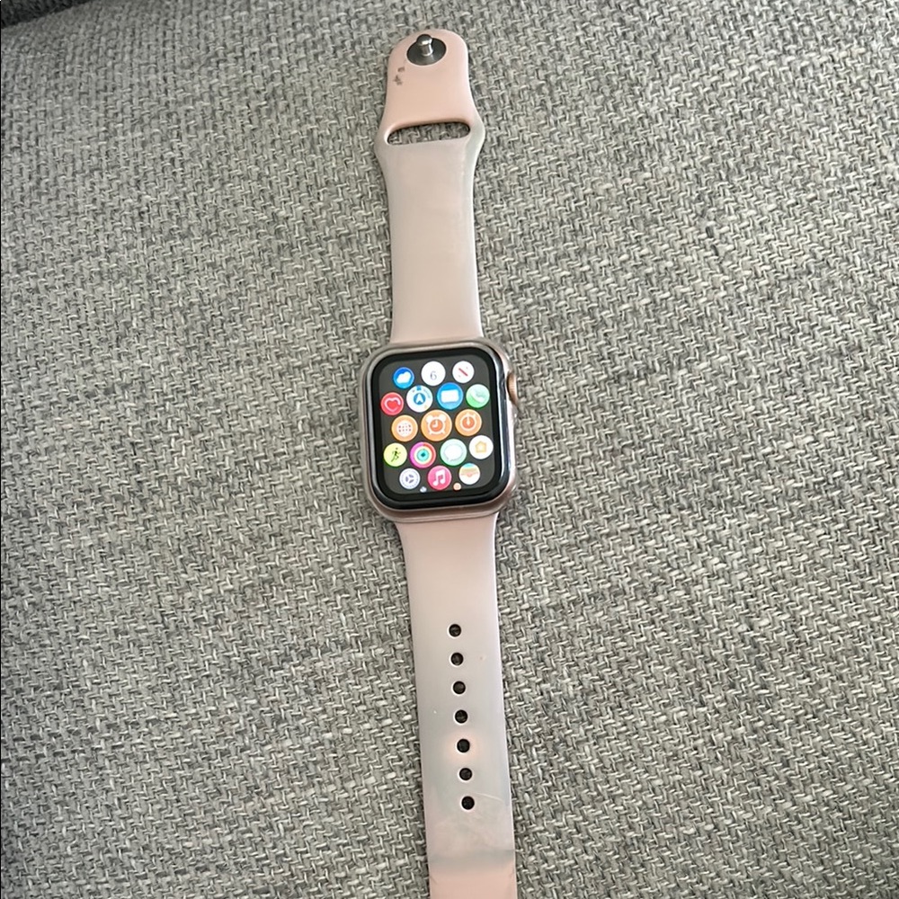 Apple Watch Series 6 40mm Rose Gold